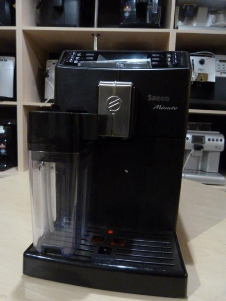 Philips Saeco Minuto One Touch Cappuccino HD8763/01 Б/У